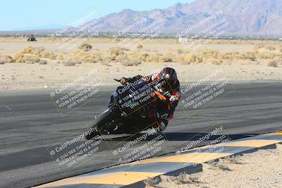 media/Jan-10-2025-CVMA Friday Practice (Fri) [[489e0da257]]/Group 4 and Trackday/Session 2 (Turn 4 Inside)/